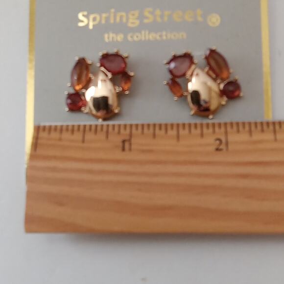 NWT Spring Street Women's pierced earrings. Custom Jewelry.  Dressy - Picture 2 of 3